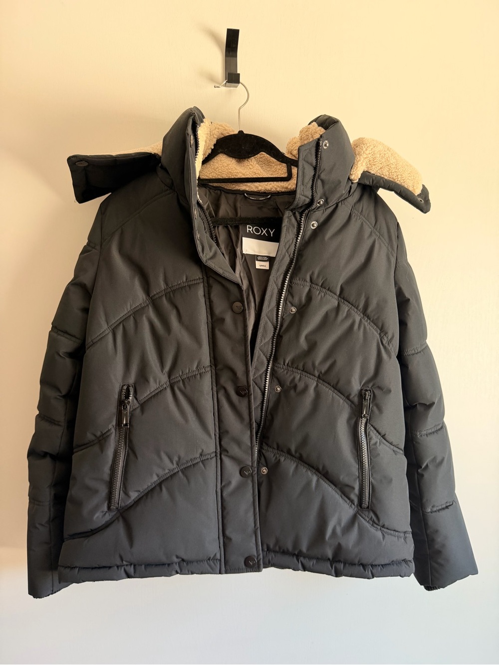 Roxy Black Insulated Jacket with Logo Patch